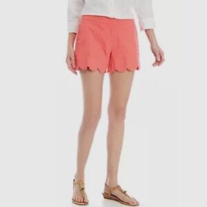 Crown & Ivy Coral Pink Textured Scalloped-Hem Preppy Women's  Shorts